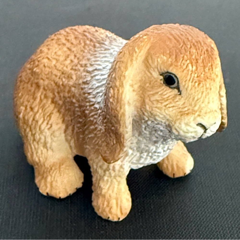 Bunny Rabbit Figure by Schleich - Picture 5 of 6